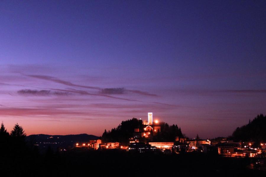 Locanda Del Sole Hotel Montese Exterior photo